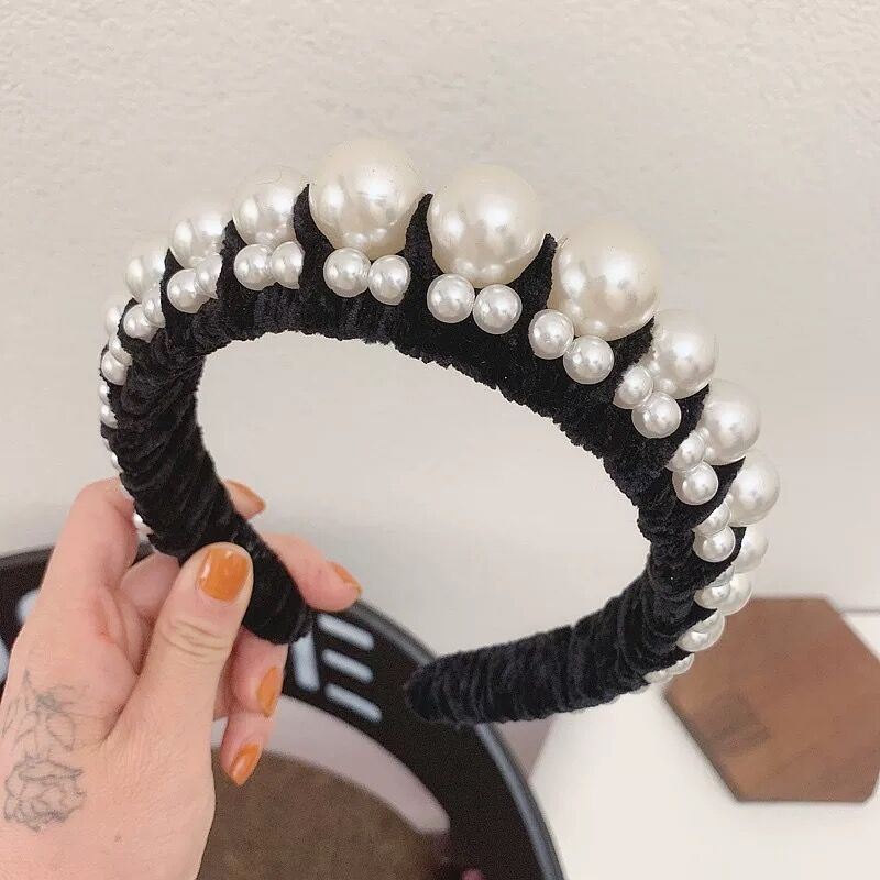 Pearl wide brim velvet headband Black - Shop at LoveMi