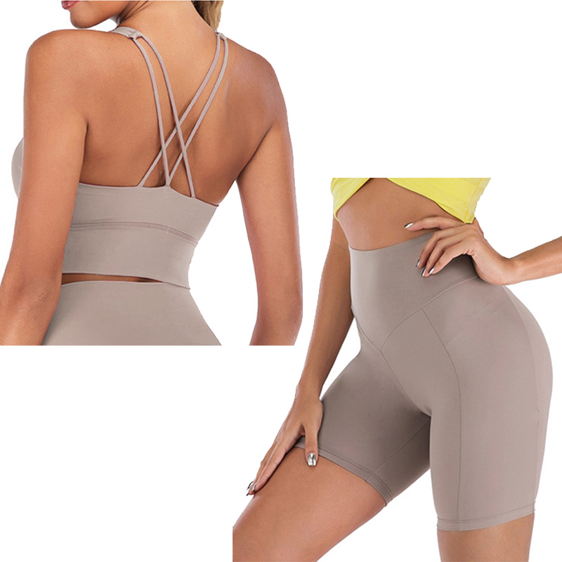 Women’s yoga outfit