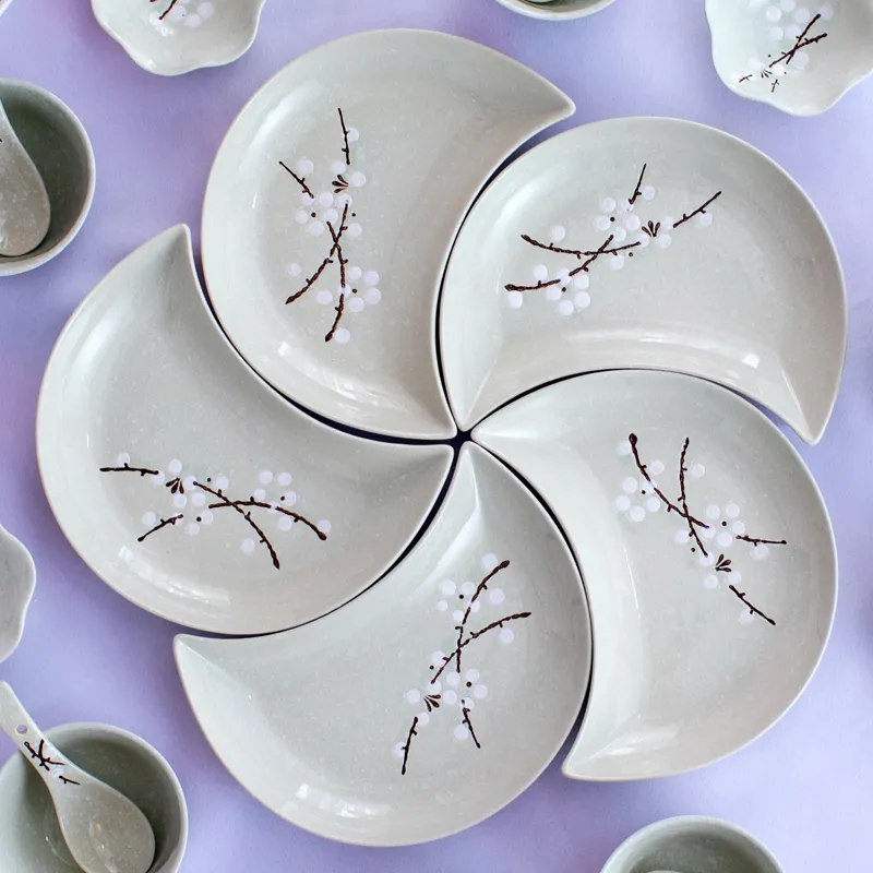 Moon shape ceramic plate set - Light Green