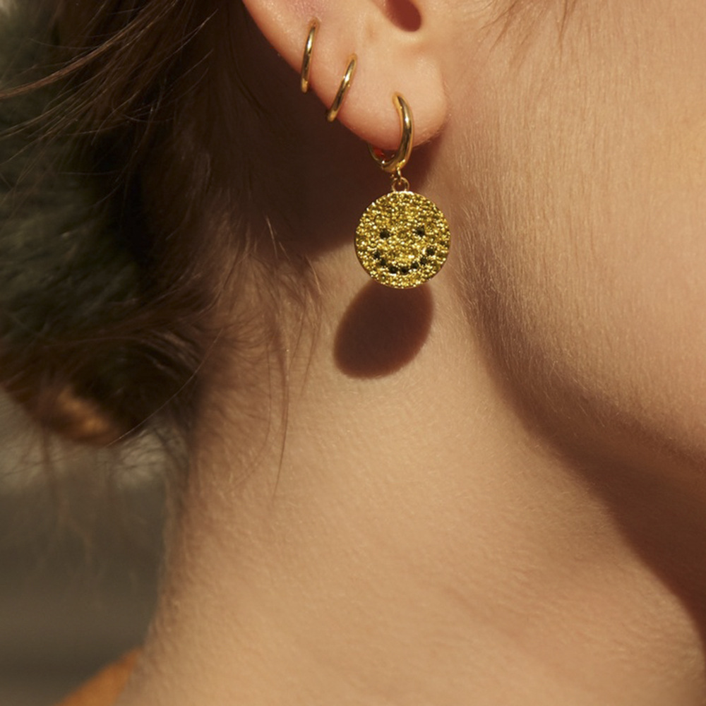 Gold-plated round copper earrings