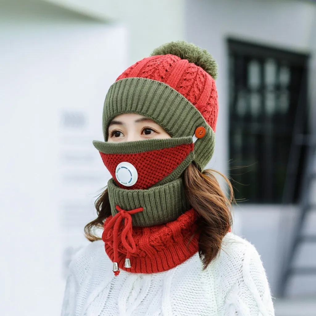 Warm knitted hat for cycling - Orange Red