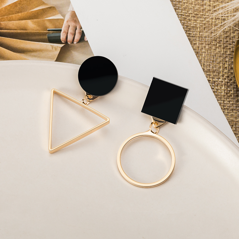 Geometric Round Earrings 2 Gold - Shop at LoveMi