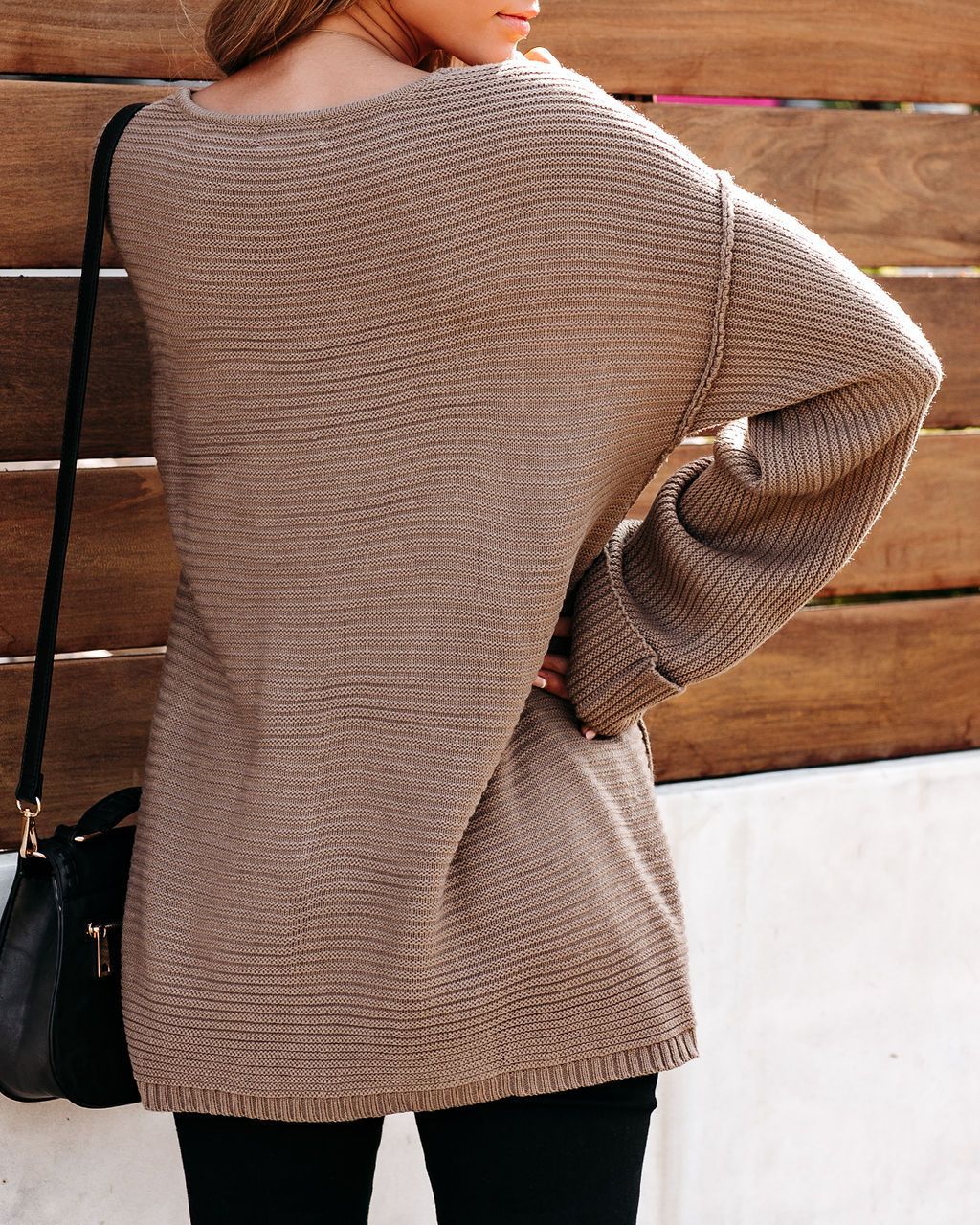 Solid color pullover