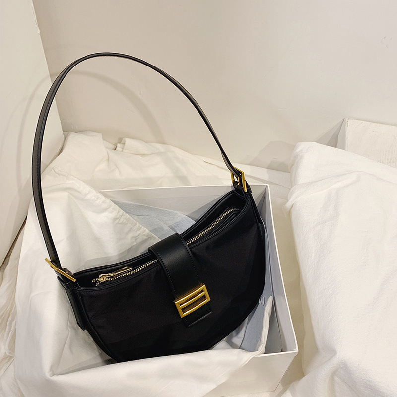 Small shoulder bag simple and versatile underarm bag