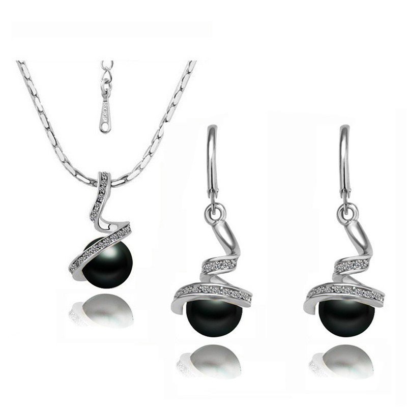 Витая змеиная жемчужина