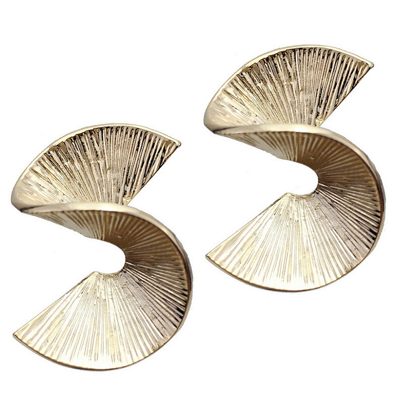 S-shaped geometric metal earrings
