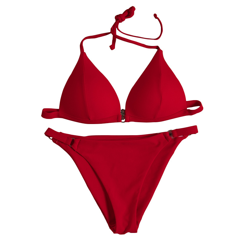 The new triangle split gathered triangle bag leaky back bikini