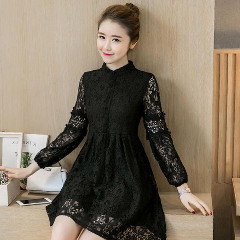 Lace lantern sleeve dress