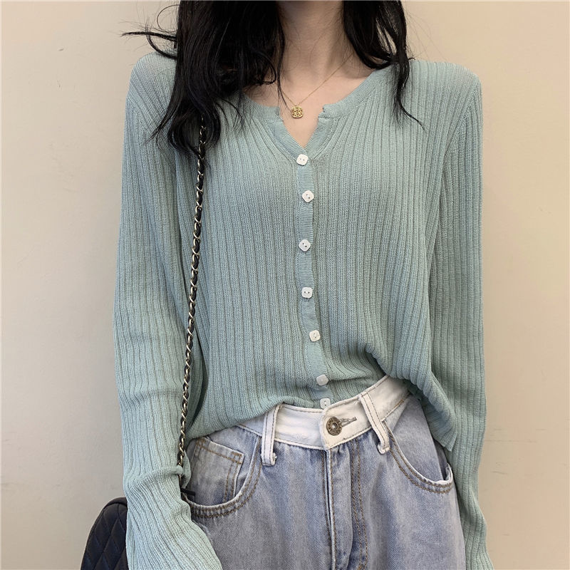 Loose long sleeve sweater