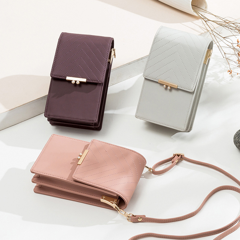 Preddy cell phone bag