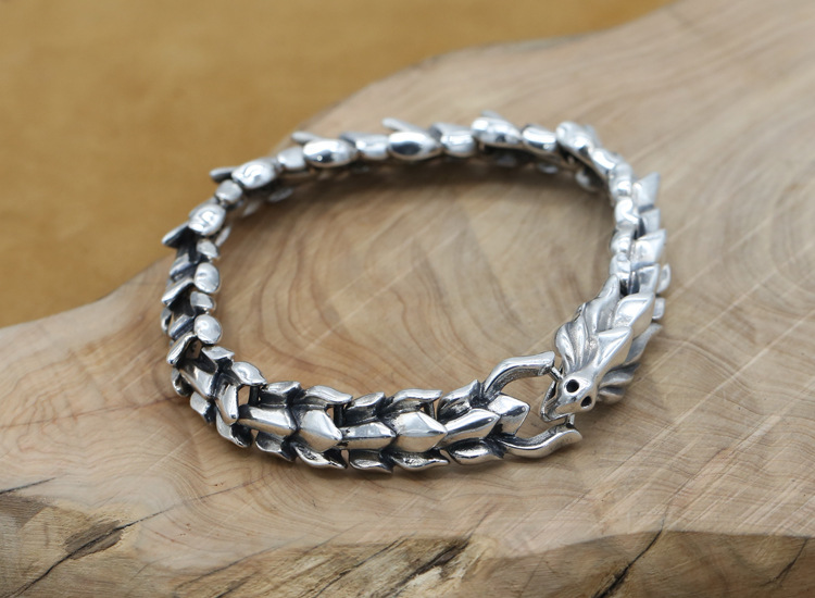 Dragonbone bracelet - Picture 5 of 5
