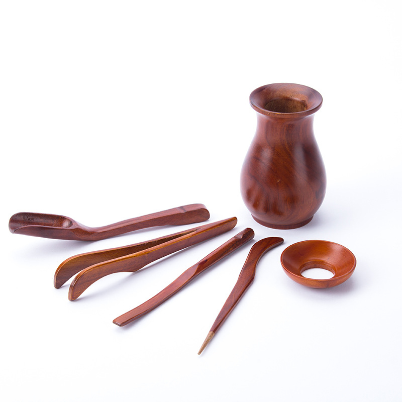 Title 4, Red sandalwood vase