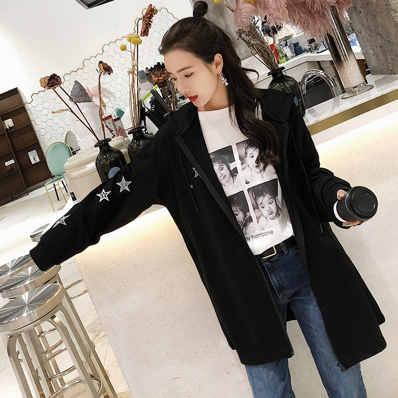 Mid-Length Star Embroidered Small Sweater Coat