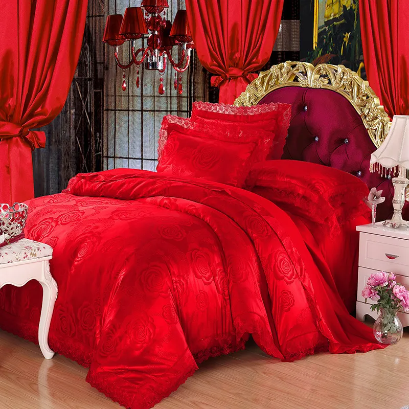 Four-Piece Cotton Bedding With European Style Jacquard Satin - Scarlet