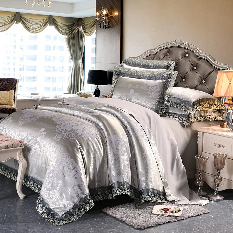 Four-Piece Cotton Bedding With European Style Jacquard Satin - Silver Gray