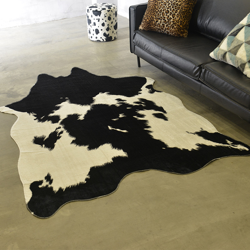 Shaped Whole Big Black Cow Carpet With Imitation Animal Pattern