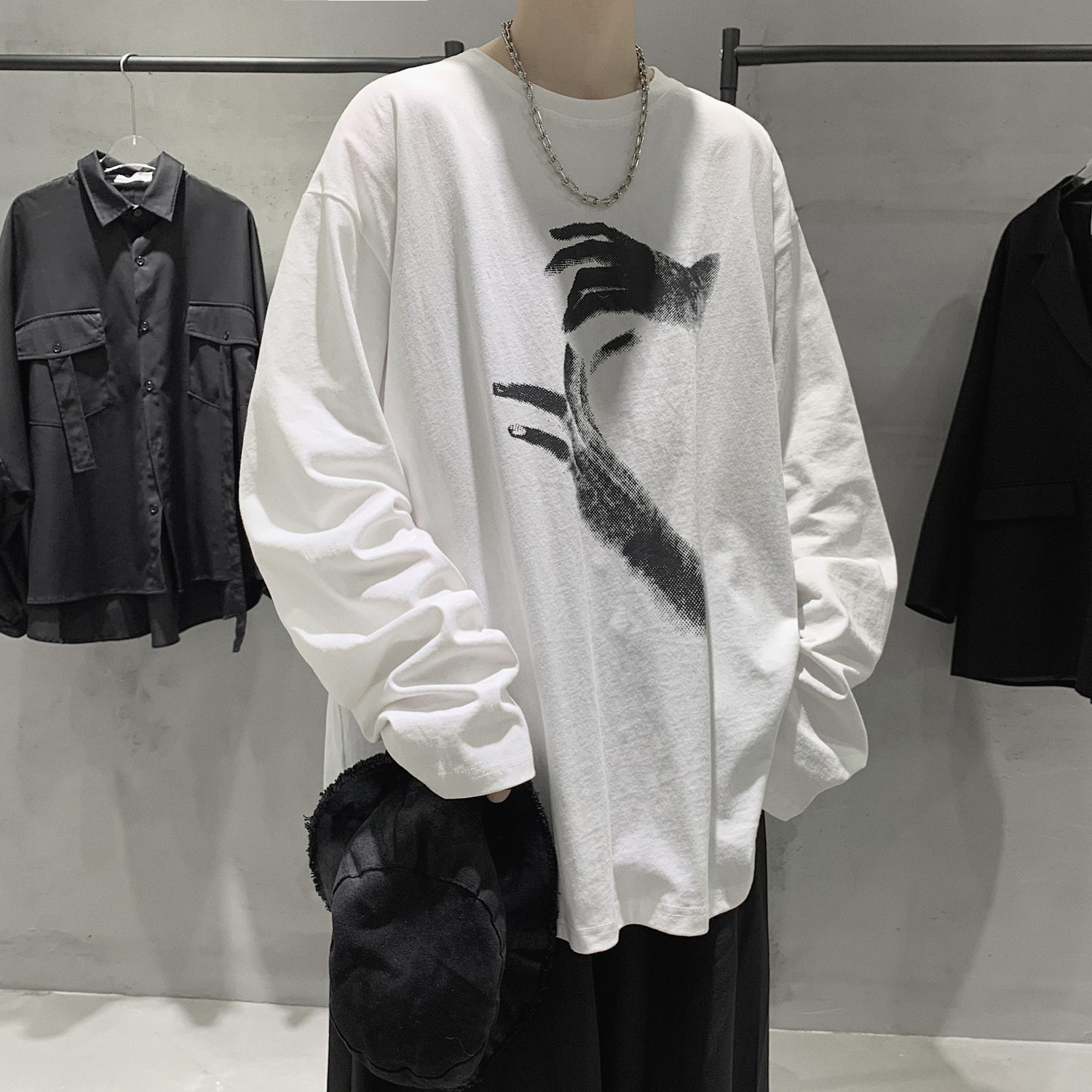 Loose Autumn Men's Bottoming Shirt Couple Outfit in White