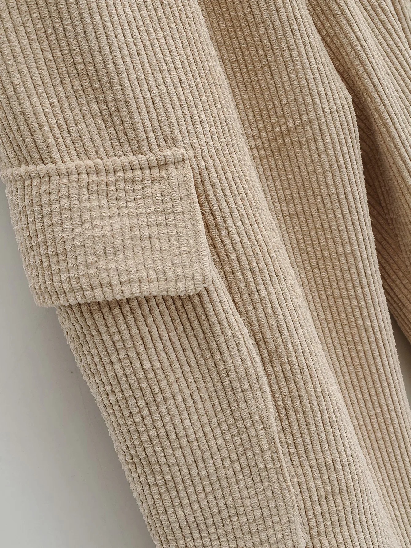 Fashion Two-piece Hooded Sweatshirt With Loose Pockets