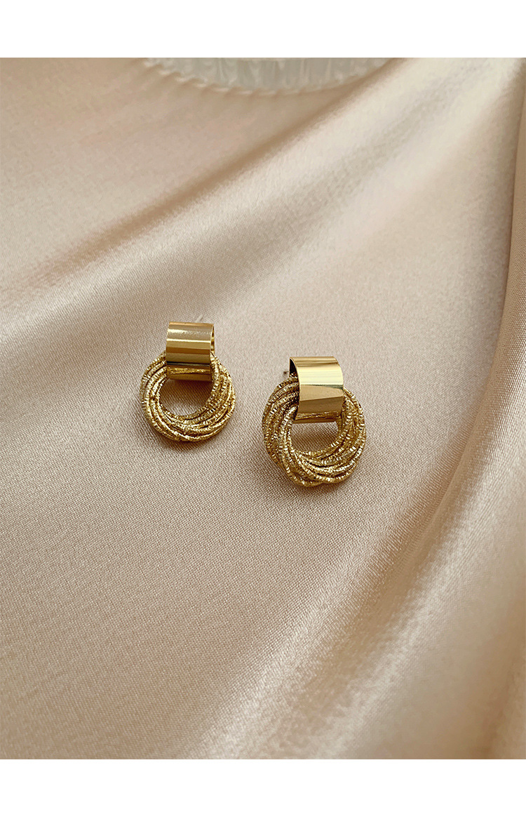 Simple Temperament Ear Nail Female Earrings 925 Pure Silver Needle