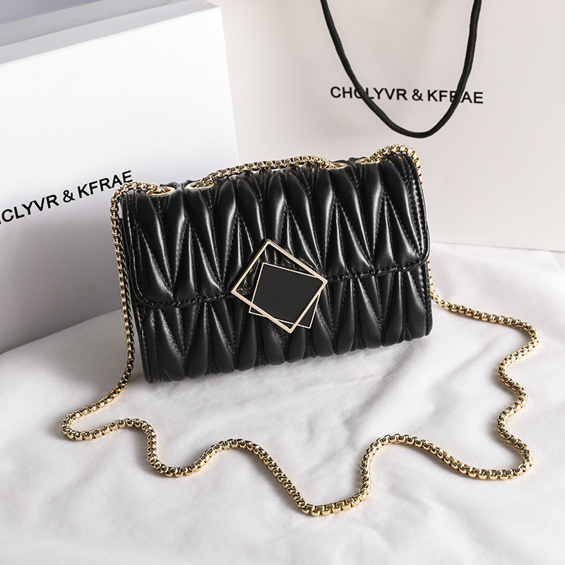 Pleated Chain Shoulder Bag, picture 4 of 6