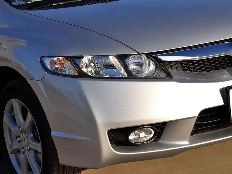 Eight-Generation Civic Headlight Assembly