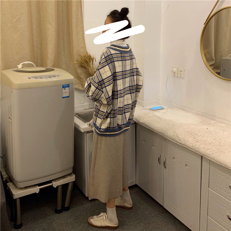 Loose Blouse And Lazy V-Neck Student Sweater