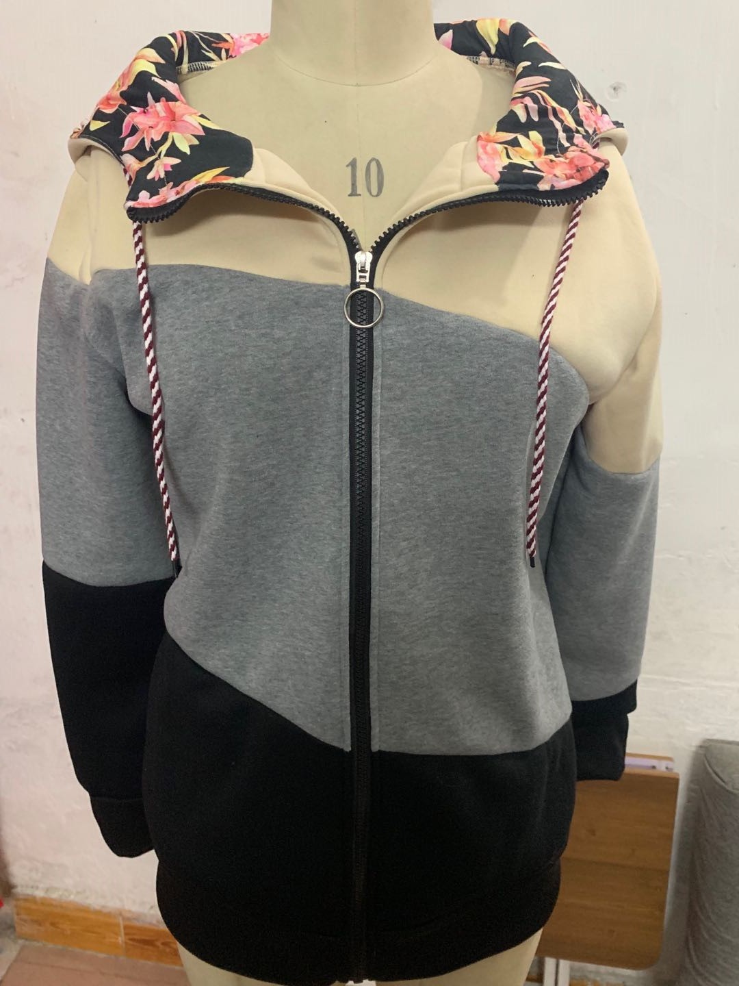 Hooded Sweater Long-sleeved Thick Fleece Zipper Coat