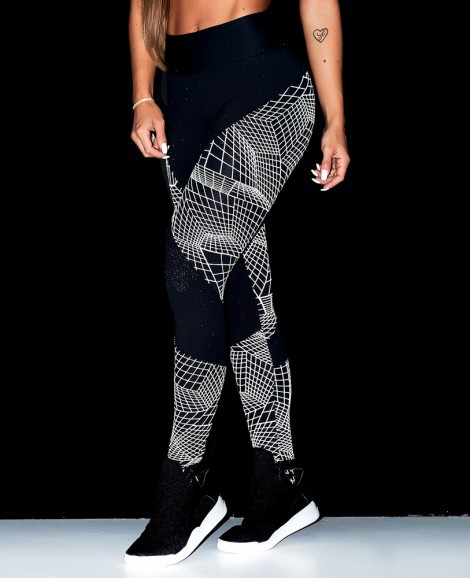 Geometric Lines Sexy Yoga Sweatpants Hip High Waist Leggings Black And White - Shop at LoveMi