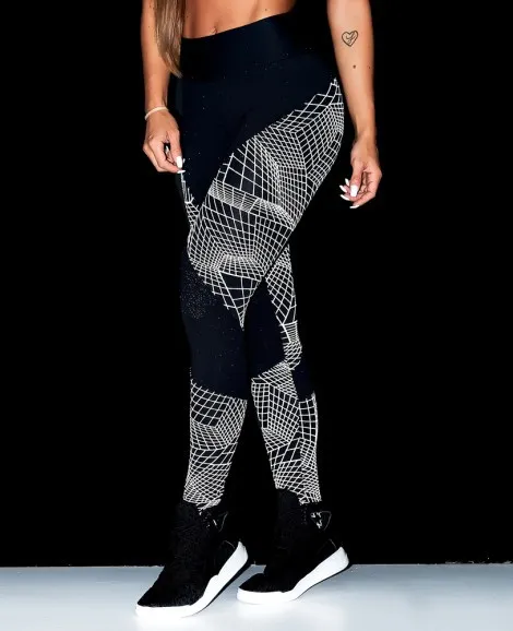 Geometric Lines Sexy Yoga Sweatpants Hip High Waist Leggings Black And White - Shop at LoveMi
