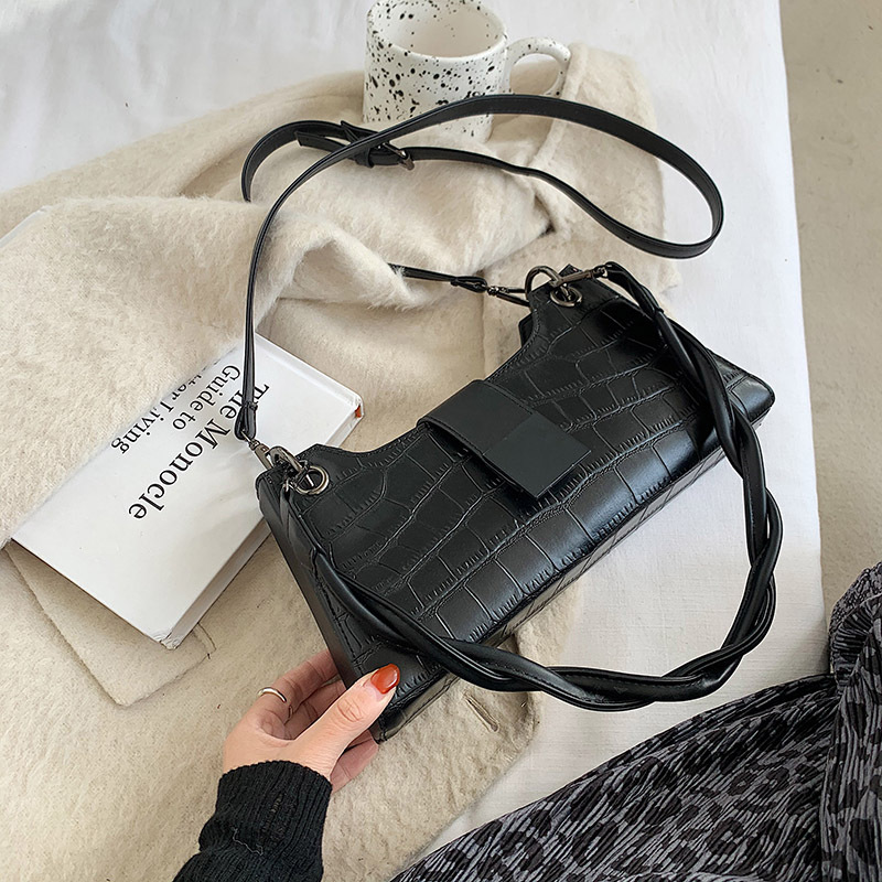 Fashionable Versatile Cross-body Bag With Large Capacity