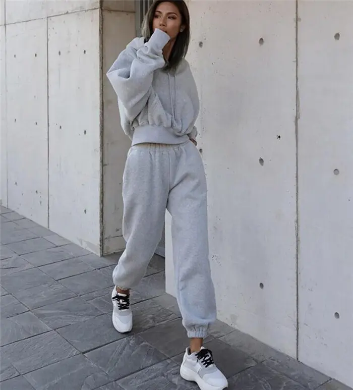 Ladies Velvet 2-piece Sports Pullover Suit