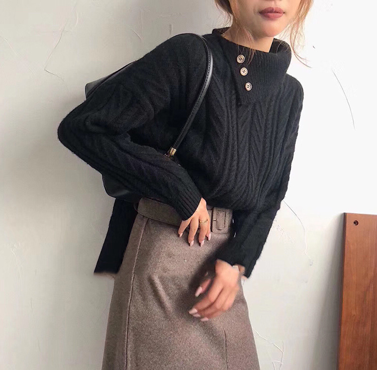 Pullover Knitted Bottomed Sweater With Thickened Design