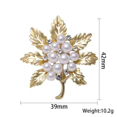 Vintage Rhinestone Matte Electroplated Pearl Brooch - Gold - View 1
