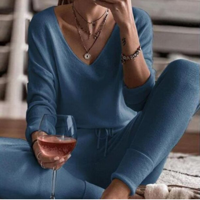 Stand the New Color in the Fall and Winter of Cultivate One