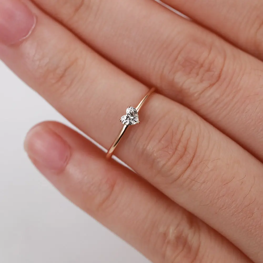 Simple And Fashionable Heart-shaped Women's Fine Ring