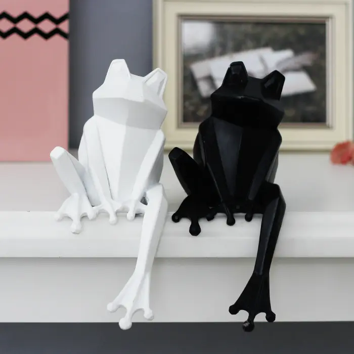 Origami Resin Frog Animal Ornaments In  Northern Europe
