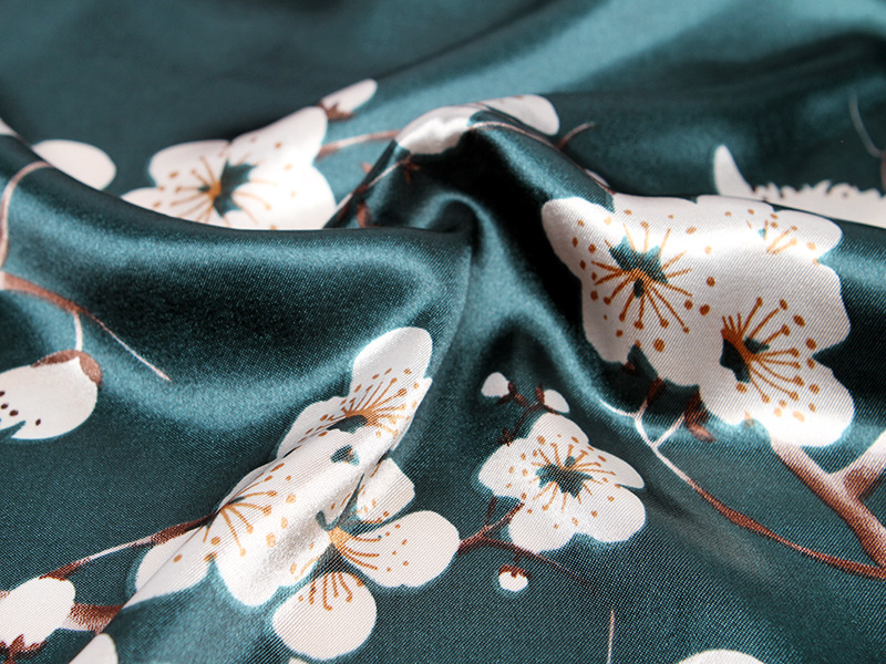 Imitation Silk Small Square Scarf Retro Printing Shawl