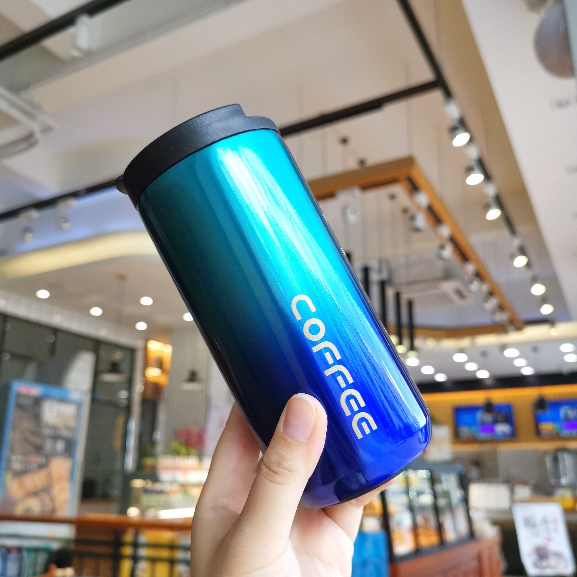 The New Car Gift Insulation Cup Leakproof Travel