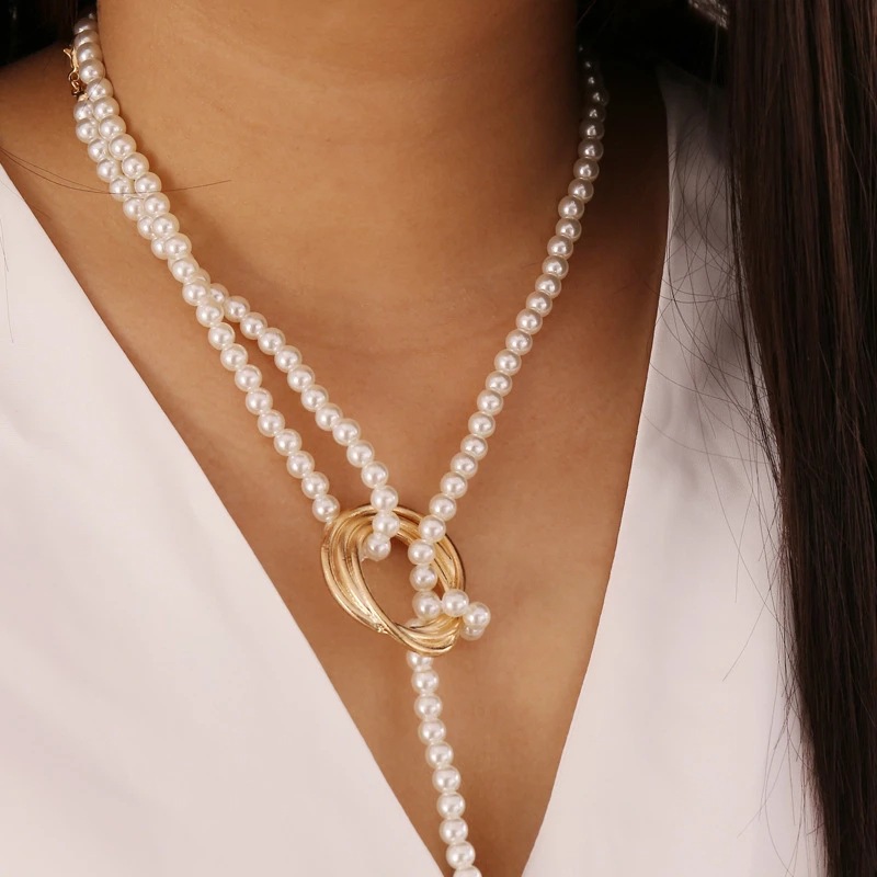 Diamond Pendant Strung With Imitation Pearl Double Necklace