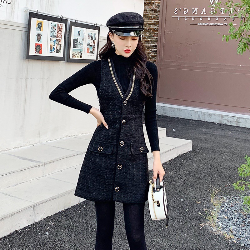 Small Temperament, Waist Was Thin, Little Black Dress