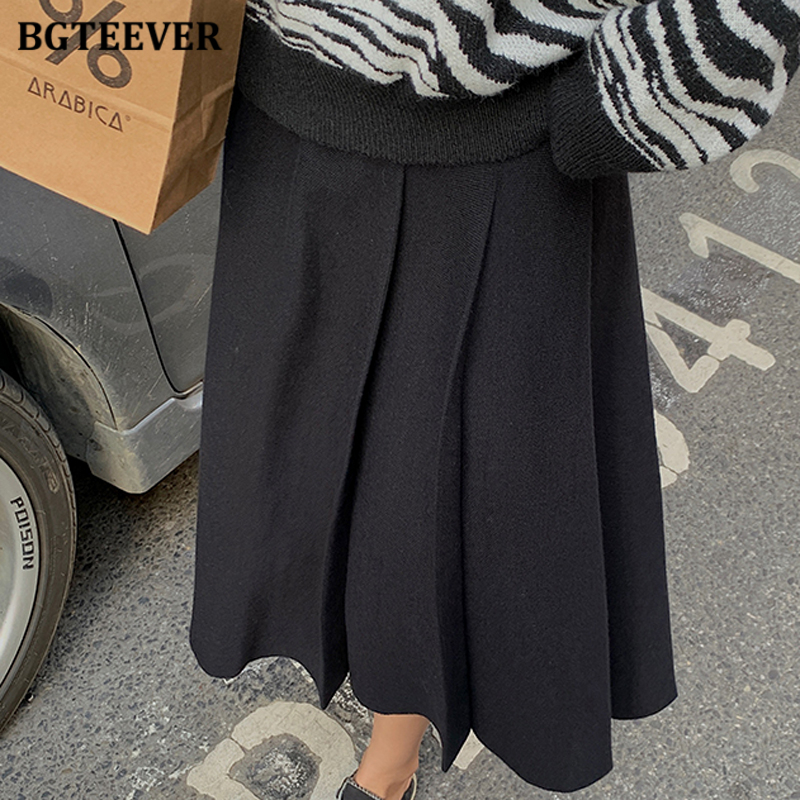 Solid Color Knitted Skirt With Pleated Skirt Thickened In Autumn and Winter