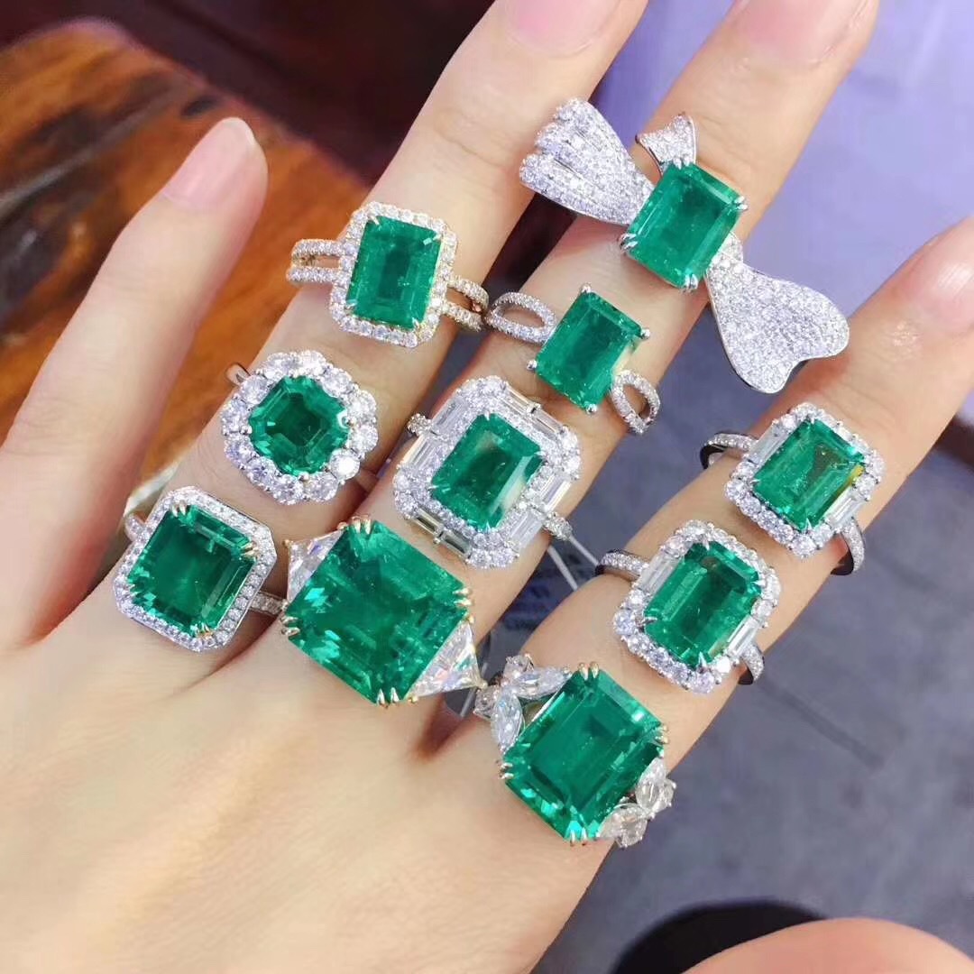 Light Luxury And Exquisite Square Emerald Ring Niche Design Jewelry