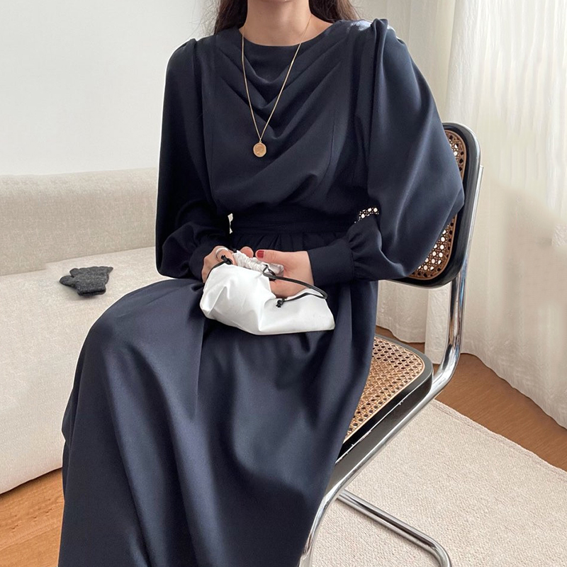 Pleated Bubble-Sleeve Long Dress, picture 5 of 5