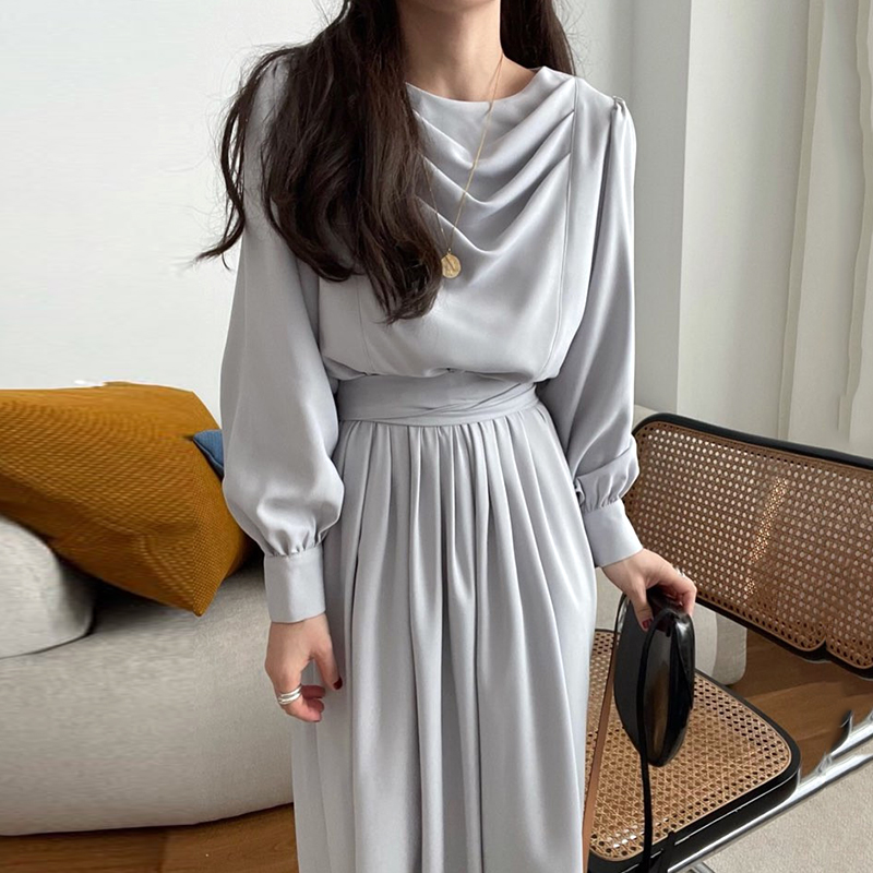 Pleated Crew Neck Bubble Sleeve Long Dress With Slim Waist