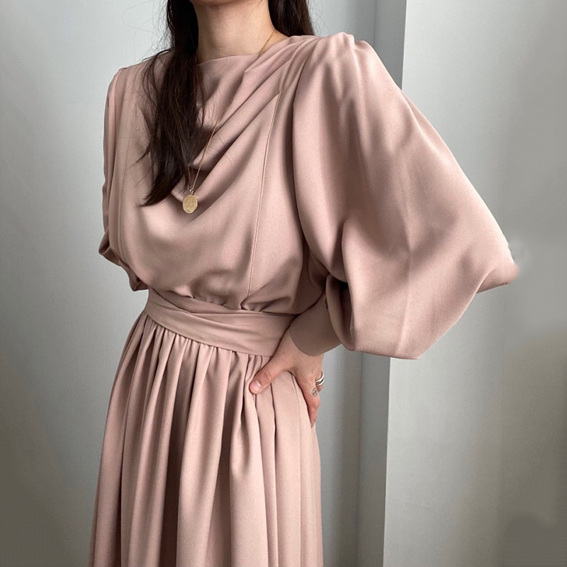 Pleated Bubble-Sleeve Long Dress, picture 4 of 5