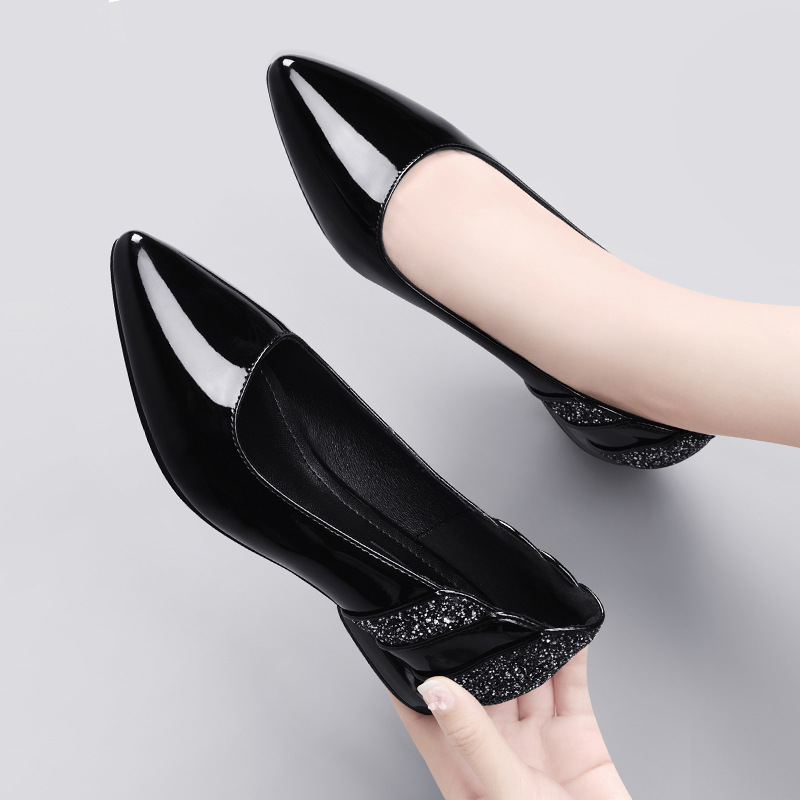 Women's Shoes with Low Heels and Soft Soles