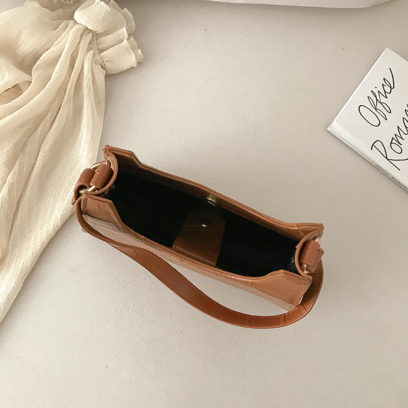 Fashionable One Shoulder Portable Small Square Bag