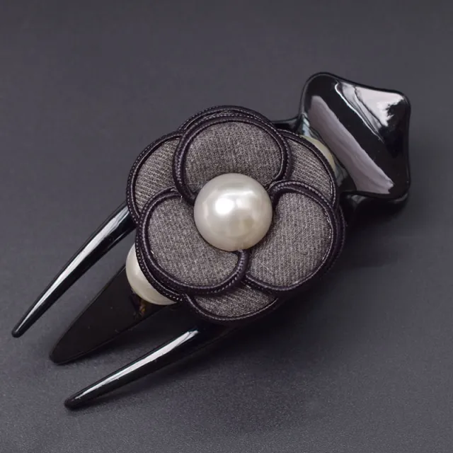 Cloth Art Adult Large Black Word Duck Bill Claw Clip Grey - Shop at LoveMi