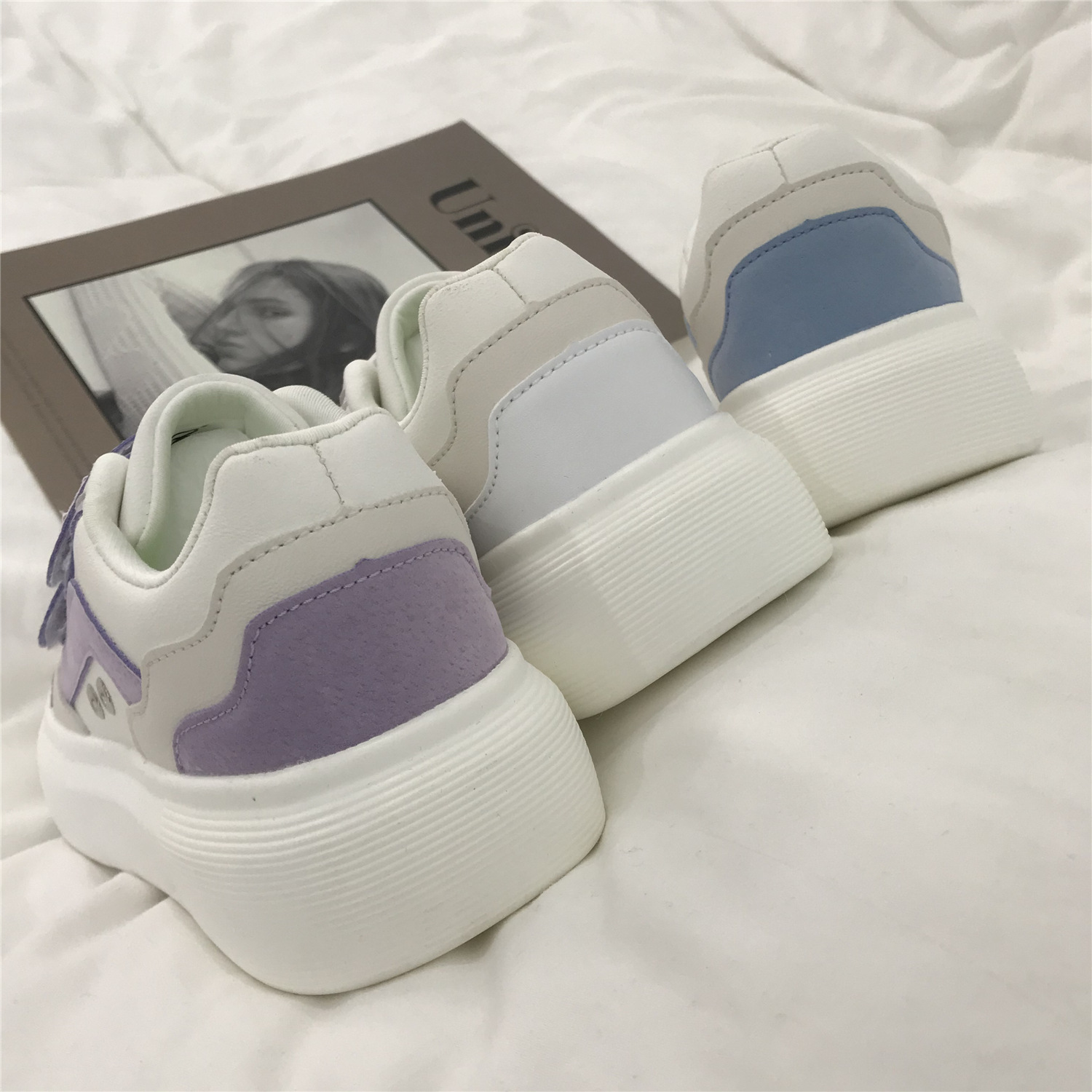 حذاء نسائي منصة بيضاء بتصميم مارشميلو قوس قزح سحري جديد