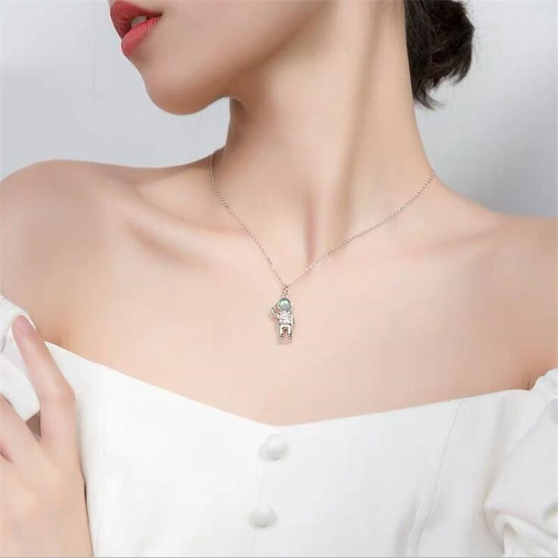Fashion Small  Astronaut Creative Design Necklace